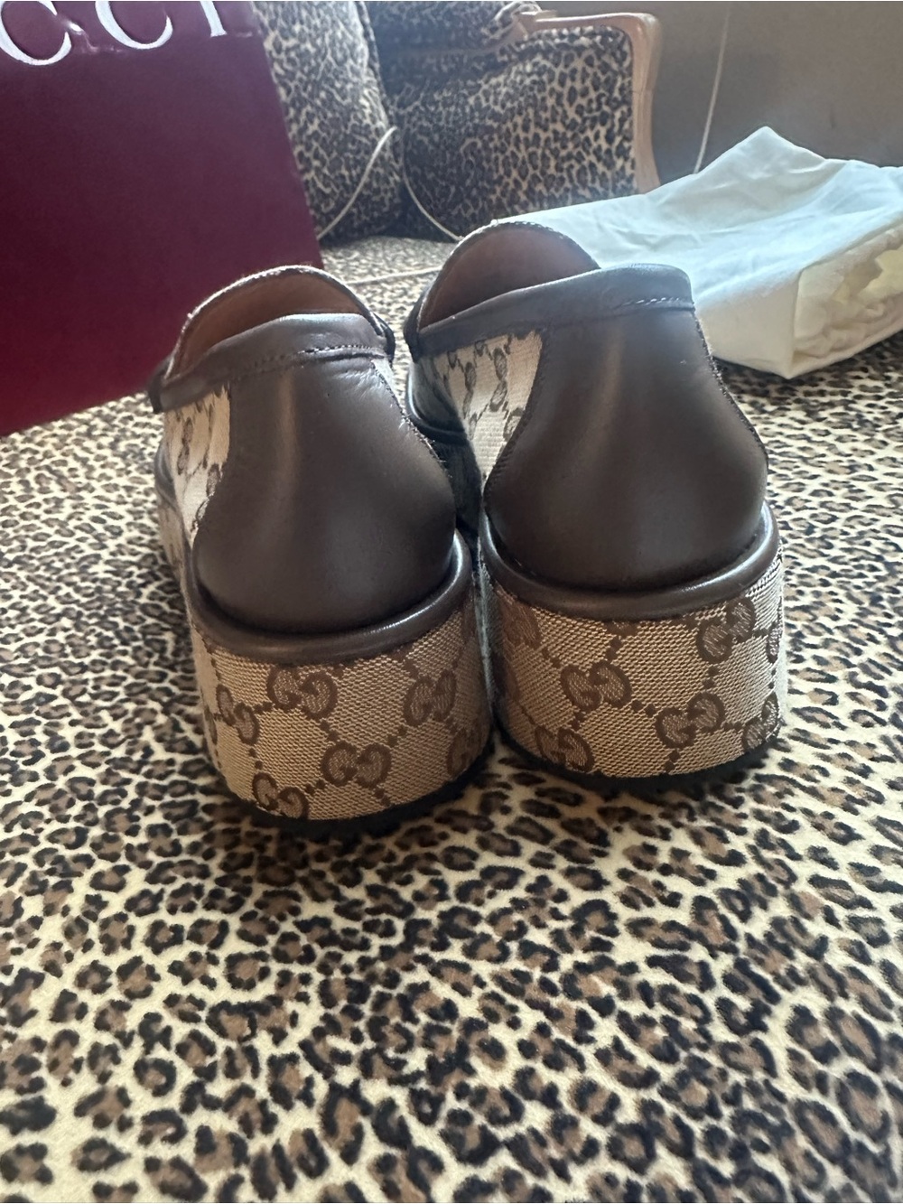 Gucci Beige Signature GG Canvas Horsebit Platform Loafers - Picture 5 of 6